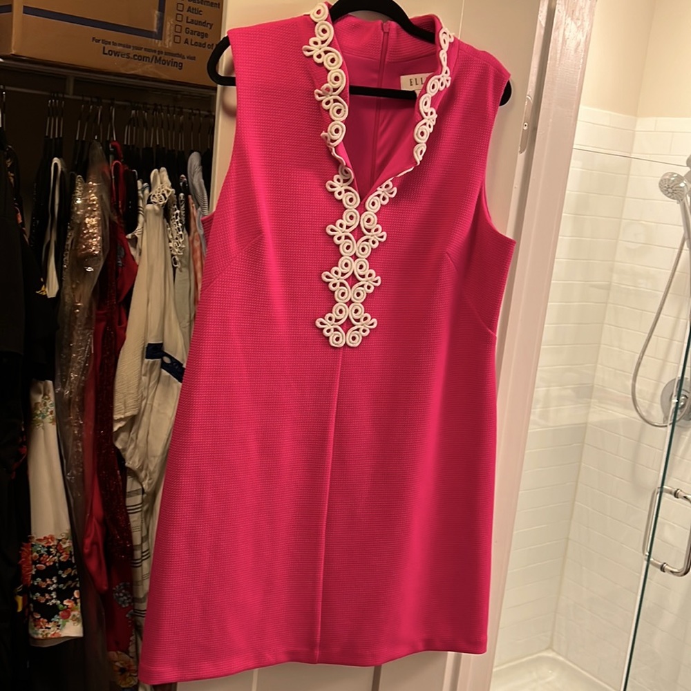 Lilly Pulitzer-inspired ELLE hot pink shift dress with appliqué